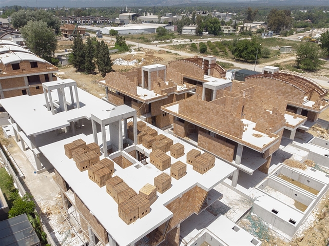 Luxury villas 6 + 1 in the city of Antalya