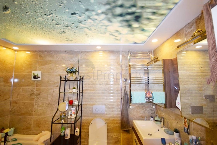 Villa 5 + 1 in a complex in Yeshilbahir Dosemealti