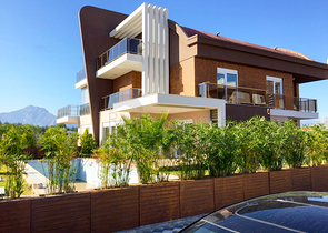 Villa 5 + 1 in a complex in Yeshilbahir Dosemealti