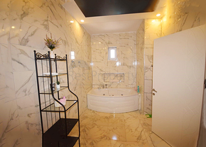 Villa 5 + 1 in a complex in Yeshilbahir Dosemealti