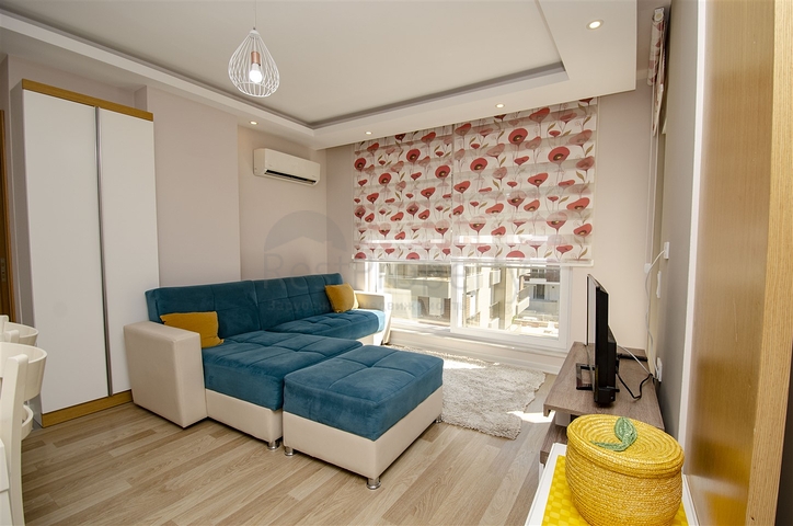 One-bedroom apartment with furniture in Liman Konyaalti