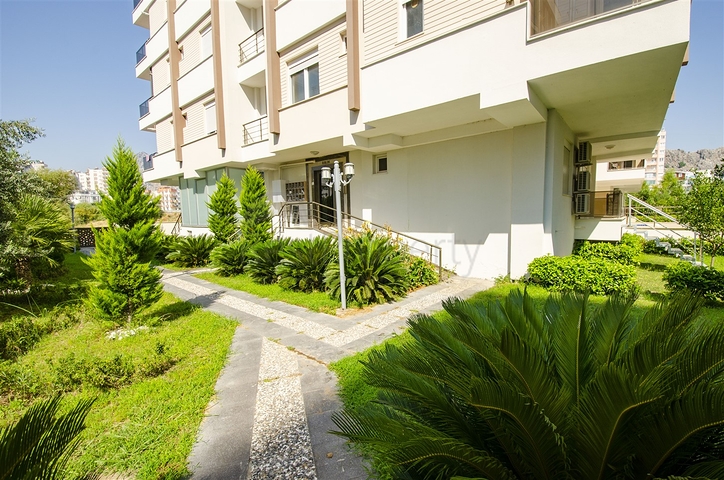 One-bedroom apartment with furniture in Liman Konyaalti