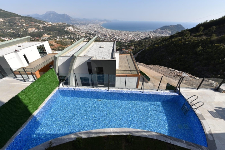 VIP level villa for rent in the center of Alanya VIP level villa for rent in the center of Alanya