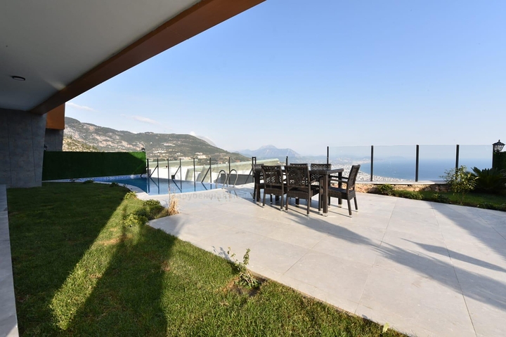 VIP level villa for rent in the center of Alanya VIP level villa for rent in the center of Alanya