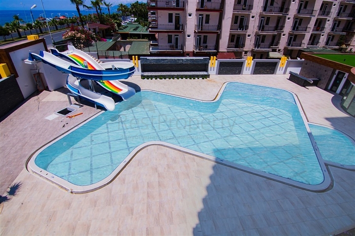 Spacious penthouse on the first coastline 