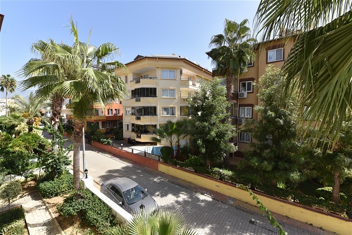 Cozy clean apartment in the center of Oba district