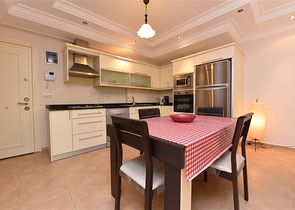 Cozy clean apartment in the center of Oba district