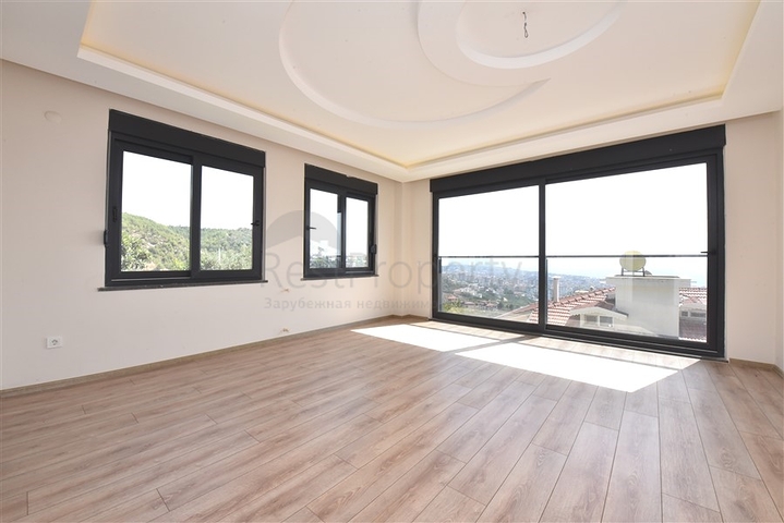 Huge Villa - with Sea and Castle view -Alanya Center 