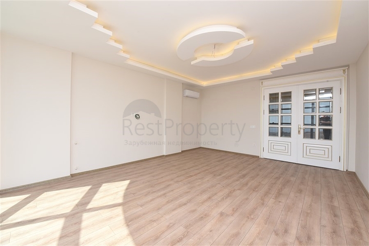 Huge Villa - with Sea and Castle view -Alanya Center 