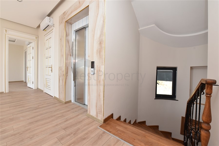 Huge Villa - with Sea and Castle view -Alanya Center 