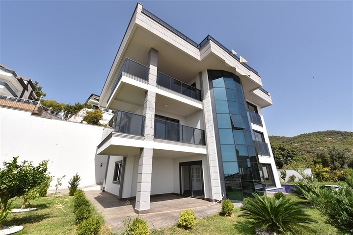 Huge Villa - with Sea and Castle view -Alanya Center 
