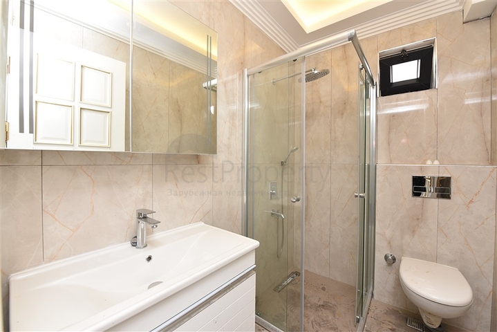 Huge Villa - with Sea and Castle view -Alanya Center 