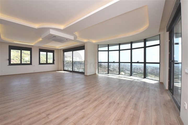 Huge Villa - with Sea and Castle view -Alanya Center 