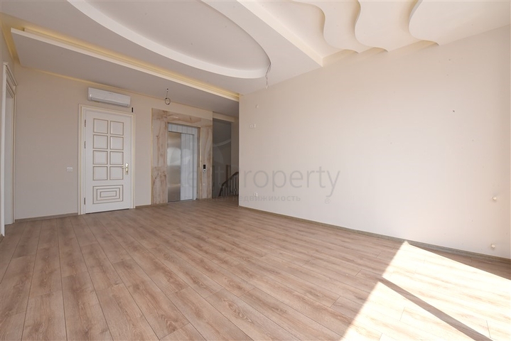 Huge Villa - with Sea and Castle view -Alanya Center 