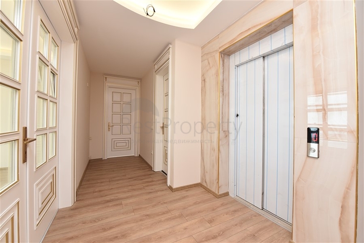 Huge Villa - with Sea and Castle view -Alanya Center 