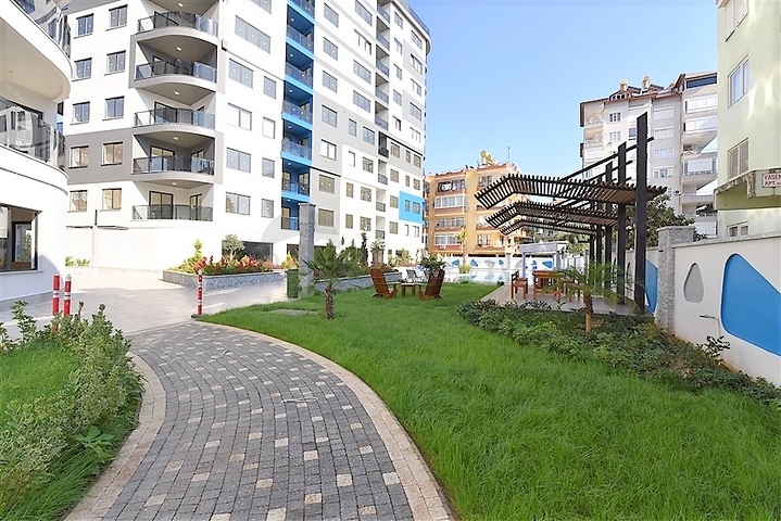 Furnished 1+1 apartment in the center of Alanya 