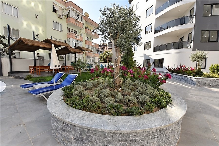 Furnished 1+1 apartment in the center of Alanya 