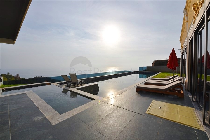 Private villa according to a design project