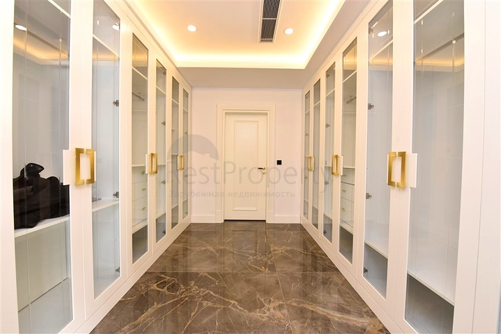 Private villa according to a design project