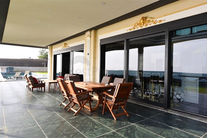 Private villa according to a design project