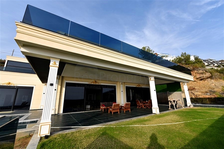 Private villa according to a design project