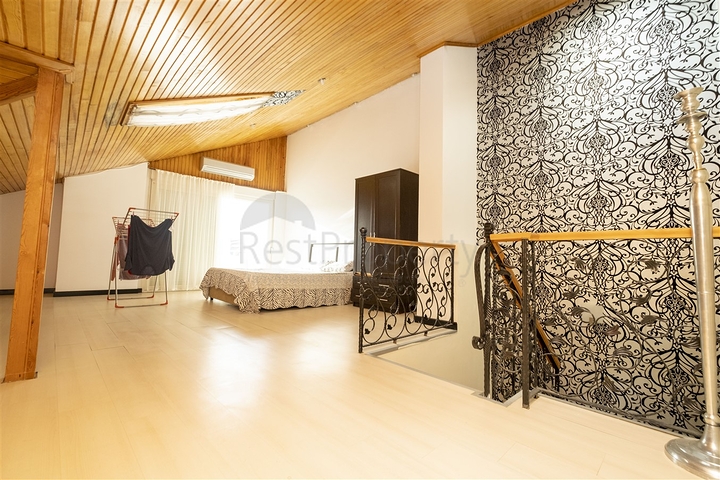 Villa 4 + 1 in a complex in the Kundu Lara area, 10 minutes from the beach