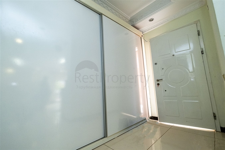 Villa 4 + 1 in a complex in the Kundu Lara area, 10 minutes from the beach