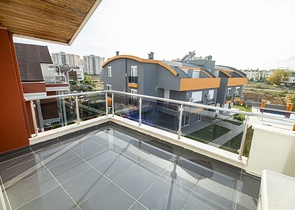 Villa 4 + 1 in a complex in the Kundu Lara area, 10 minutes from the beach