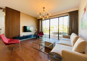 Stylish villa with stunning views of the sea, mountains and Bodrum.