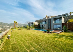 Stylish villa with stunning views of the sea, mountains and Bodrum.