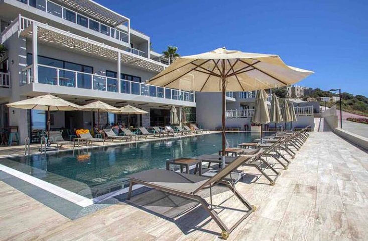 Comfortable apartments with sea views in the elite area of Gyumyushlyuk 