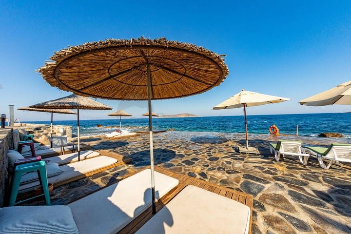 Comfortable apartments with sea views in the elite area of Gyumyushlyuk 