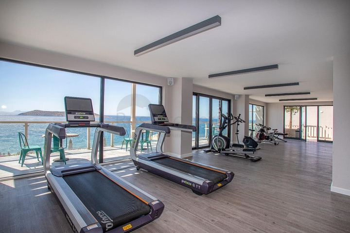 Comfortable apartments with sea views in the elite area of Gyumyushlyuk 