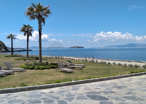 Comfortable apartments with sea views in the elite area of Gyumyushlyuk 