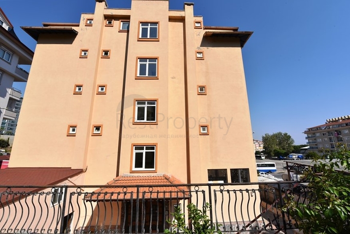 Apartments and retail space in the Cikcilli area