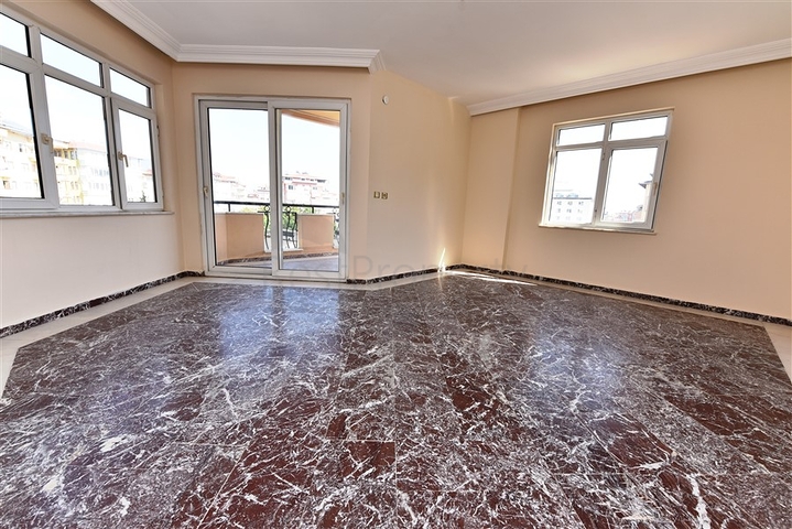 Apartments and retail space in the Cikcilli area