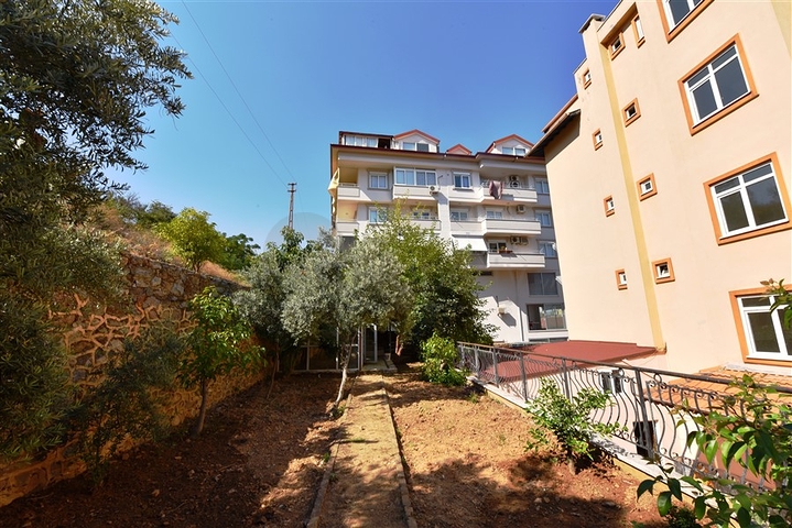 Apartments and retail space in the Cikcilli area