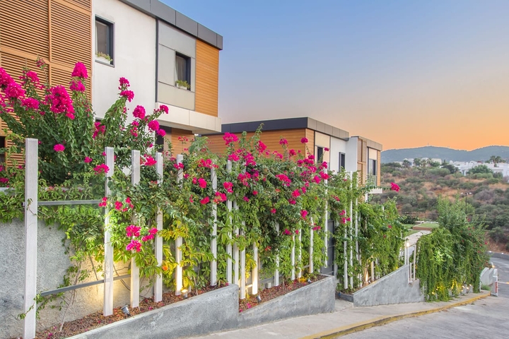 Affordable apartments in the center of Bodrum with Sea and city views!