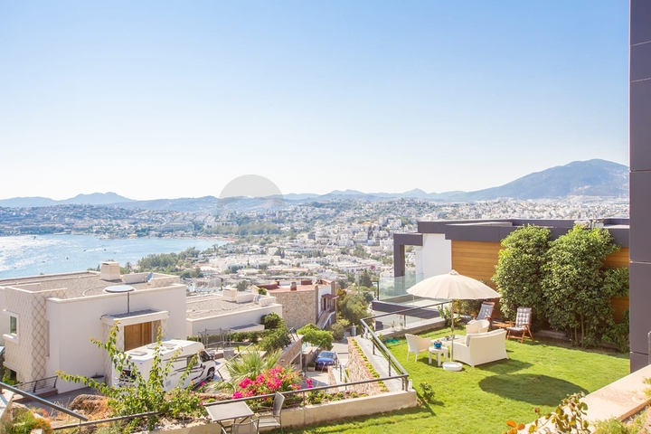 Affordable apartments in the center of Bodrum with Sea and city views!