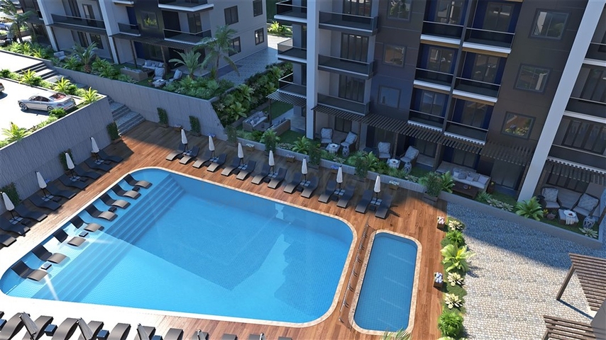 A new complex under construction in the European district of Oba