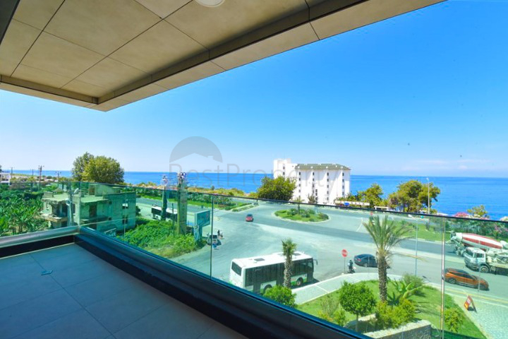 Premium segment villas on the first coastline in Kargicak