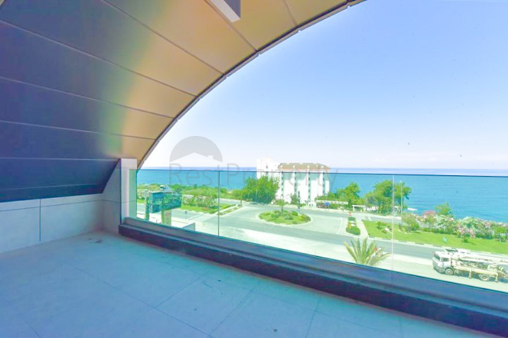 Premium segment villas on the first coastline in Kargicak