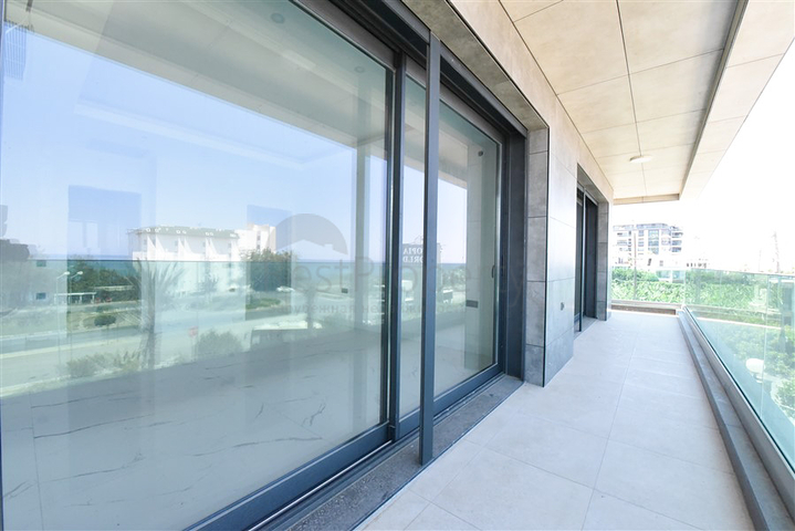 Premium segment villas on the first coastline in Kargicak