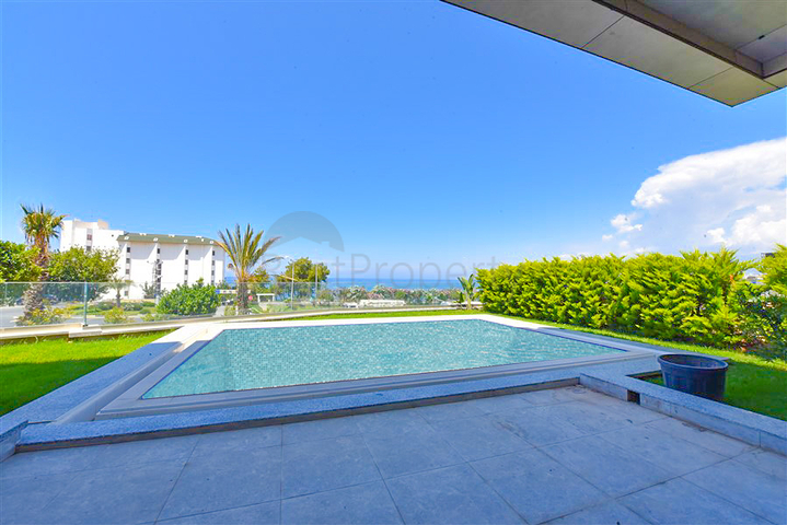 Premium segment villas on the first coastline in Kargicak