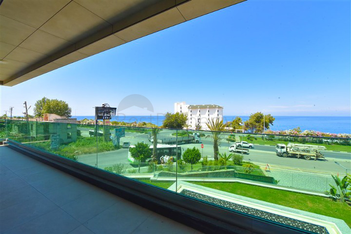 Premium segment villas on the first coastline in Kargicak