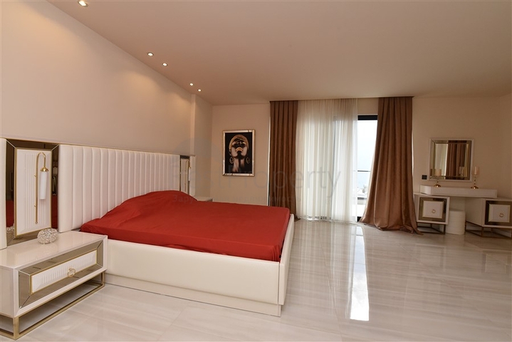 3+1 penthouse in Mahmutlar for rent 3+1 penthouse in Mahmutlar for rent