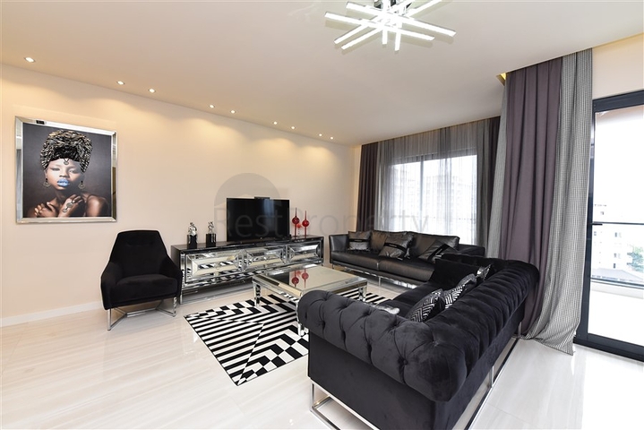 3+1 penthouse in Mahmutlar for rent 3+1 penthouse in Mahmutlar for rent
