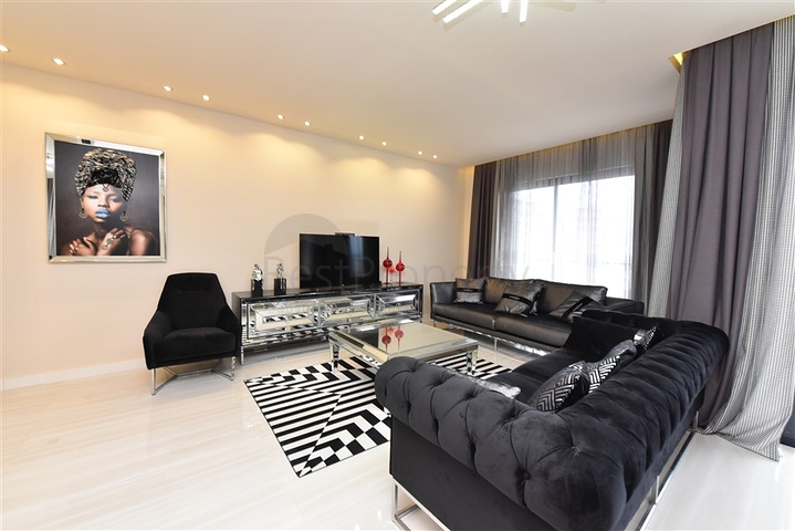 3+1 penthouse in Mahmutlar for rent 3+1 penthouse in Mahmutlar for rent
