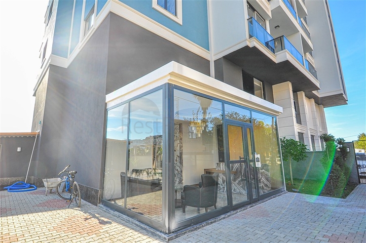 One-bedroom apartment with sea view
