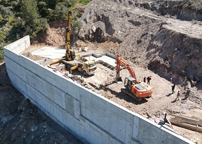 Wonderful Life in a Peninsula with Unique Nature